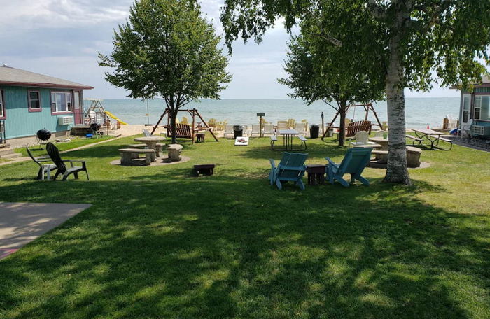 Paradise Beach Cottages (Paradise Beach Resort) - Recent Photos From Website (newer photo)